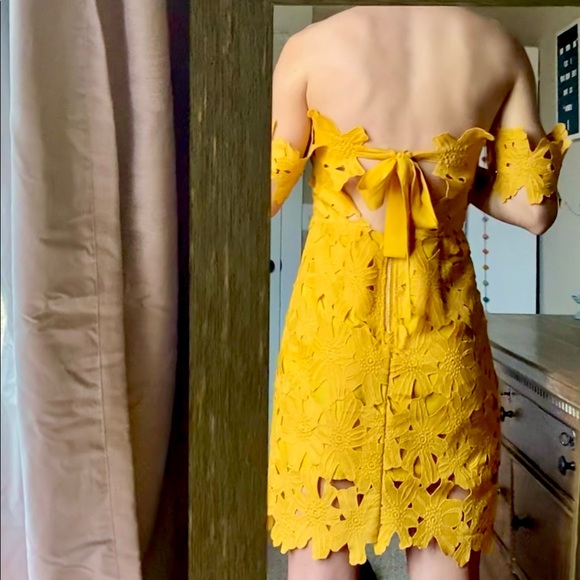 Beautiful Floral Sundress! - Picture 4 of 5